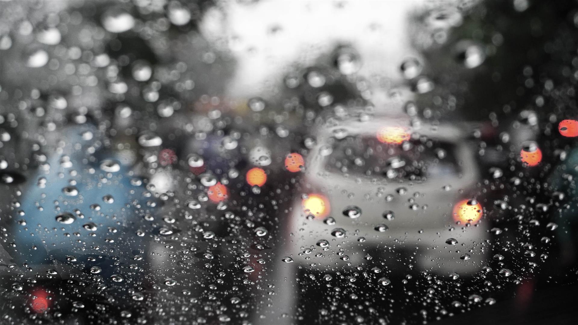 Safety Tips for Driving in the Rain